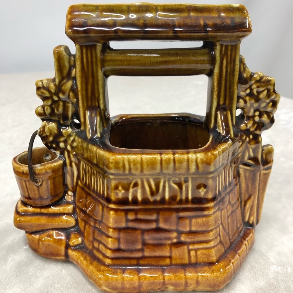 McCoy Pottery Planter Mid Century USA Vintage Wishing Well